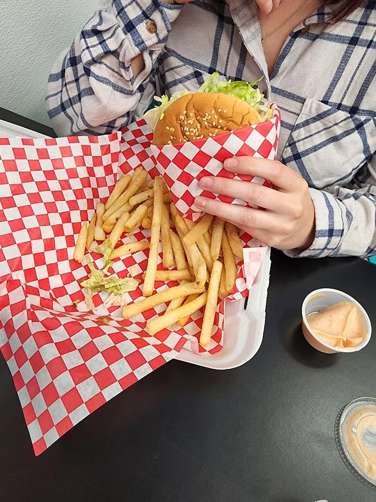 Jr S'Mac Burger